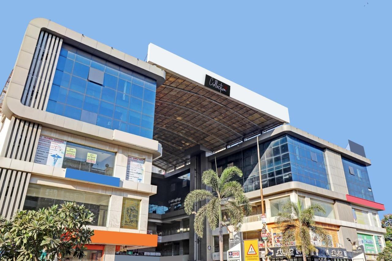 Hotel Solitaire, Best Luxurious Hotel Ac Rooms In Surat Exteriör bild